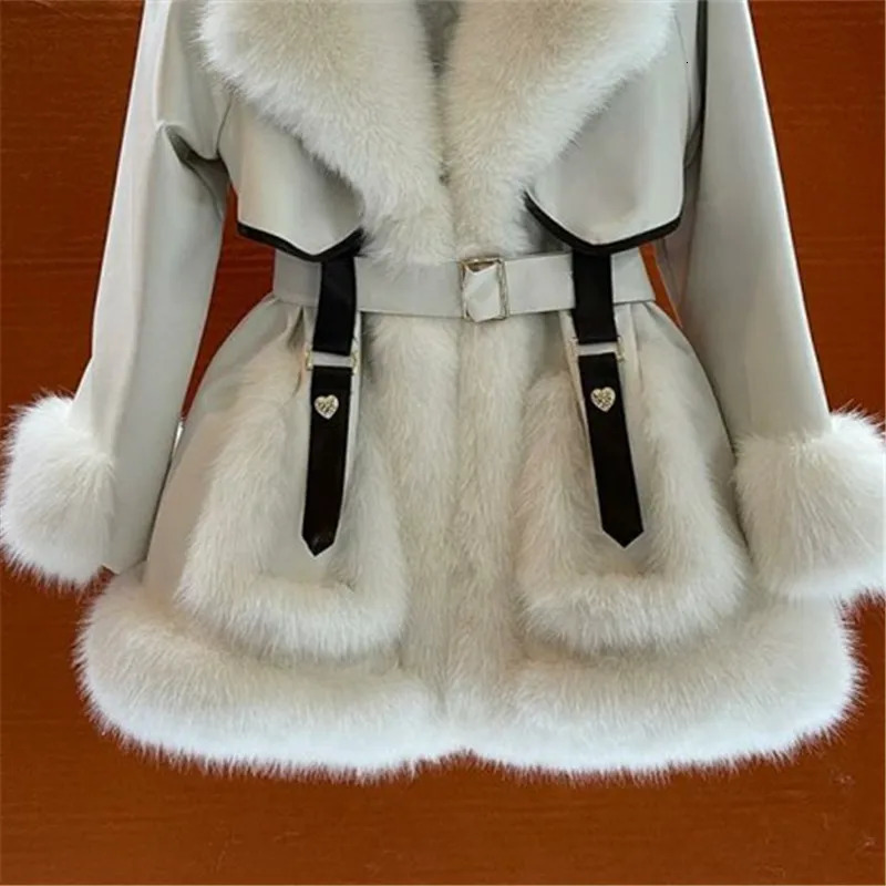 Temperament Big Fur collar LaceUp Coat Female Autumn Winter MidLength Warm Faux Fox Jacket Loose Overcoat W567 241104