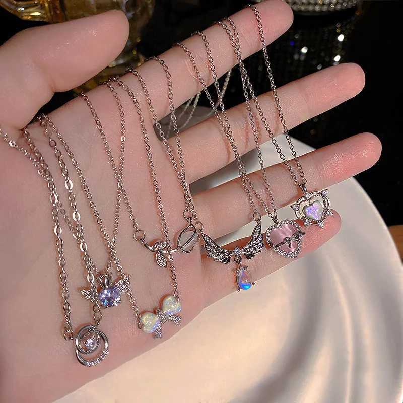 Y2K crystal bow angel wing pendant necklace suitable for warm sweet and cool girls Kravik chain fashionable and aesthetic jewelry accessories X241106