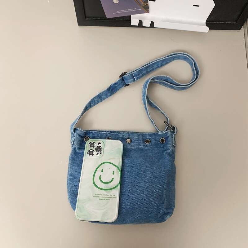 Designer Bag 2024 Summer New Denim Canvas Bag Simple Casual Crossbody Bag Mobile Phone Bag Commuter Shoulder Bag