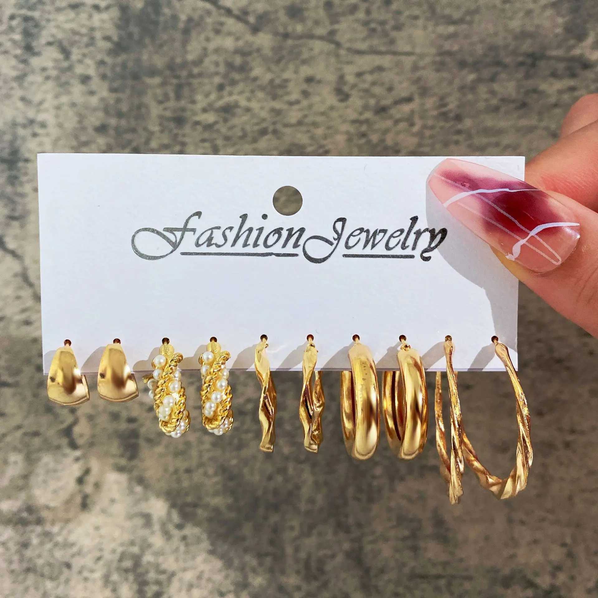 Golden Retro Ring Earring Set Suitable for Warm Wave Lotus Metal Rings Geely Twist Pearl Pendant Earrings Fashion Jewelry Gifts X241106