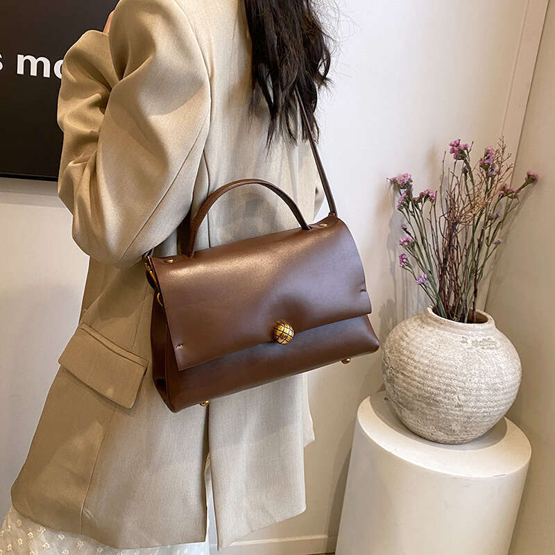 Designer Bag LEFTSIDE Simple Small Crossbody Bags With Short Handle For Women 2024 New Trend Fashion Leather Shoulder Bag Females Handbags