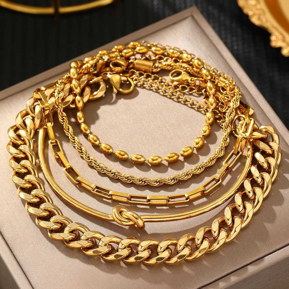Stainless steel bracelet set fashionable and atmospheric chain gorgeous bracelet set recommended jewelry and luxury gifts X241106