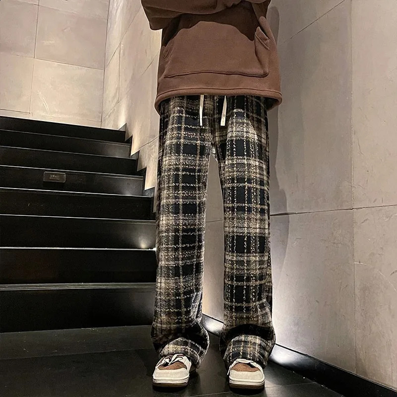 Winter Trendy Mens Fleece Plaid Casual Pants Loose Straight Leg Thick Warm Long Mopping Trousers For Men RedBlack 241104