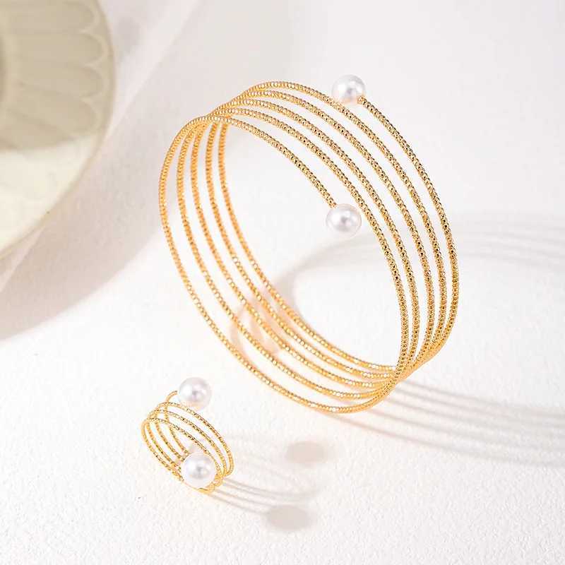 2 sets of holiday party gifts OL DS026 Mti layer circular imitation pearl bracelet rings with metallic text X241106