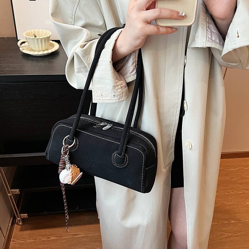 Autumn Winter Small For Bags Handbags Women New Fashionable And Versatile Single Shoulder Underarm Super Fire Hand Pulling Stick Bag Designer