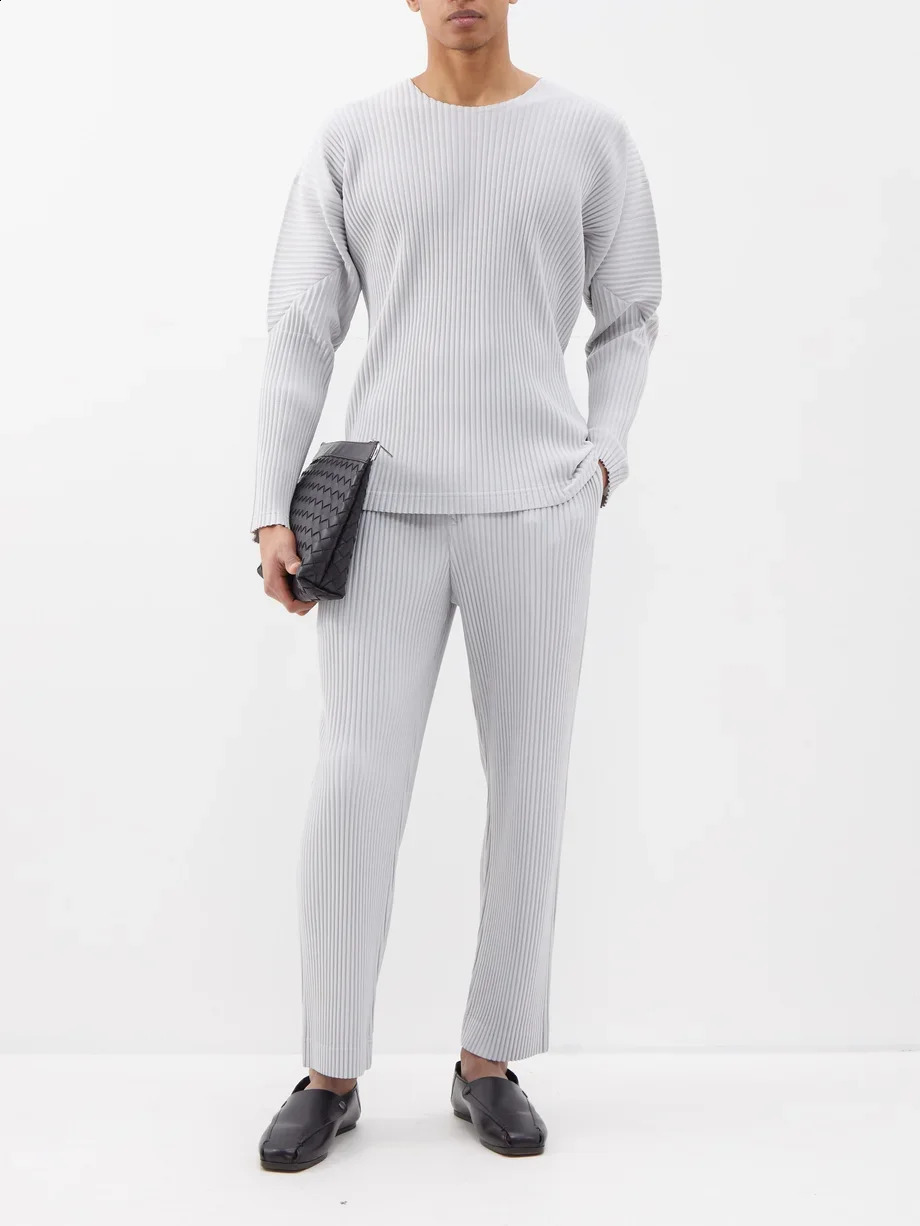 Miyake Pleated Men Trousers Baggy Straight Pants Fashion Casual Japanese Style 241104