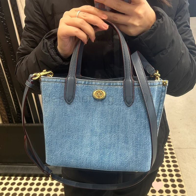 Fashion Classic Bag Designer 10a Top Nikiduncks Woman Handbagevening Bags 2024 New Washed Cowboy Handheld Large Capacity Crossbody Tot