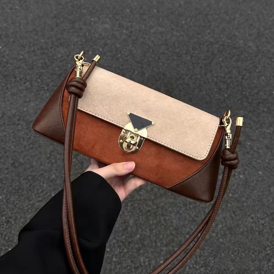 Designer's new women's armpit long stick bread niche designer single shoulder slanted body exquisite small square bag trendy bag