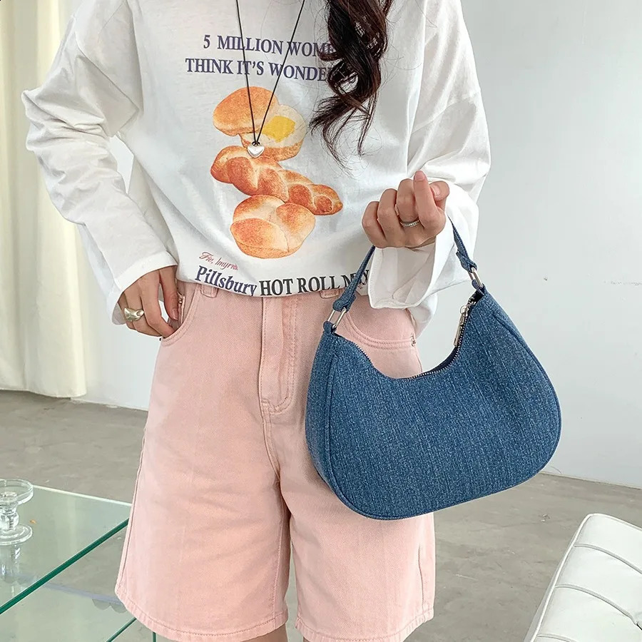 Fashion denim womens handbag canvas shoulder bag small phone flip wallet high-quality womens armrest bag model 241105