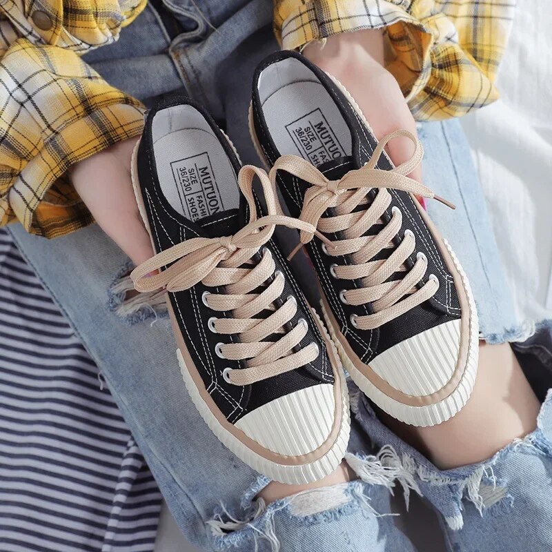 2025 Autumn Old Beijing Low Cut Canvas Shoes Outdoor Designer Women's Biscuit Shoes Young Students Rubber Selenium Oxidation Skating Breathable K
