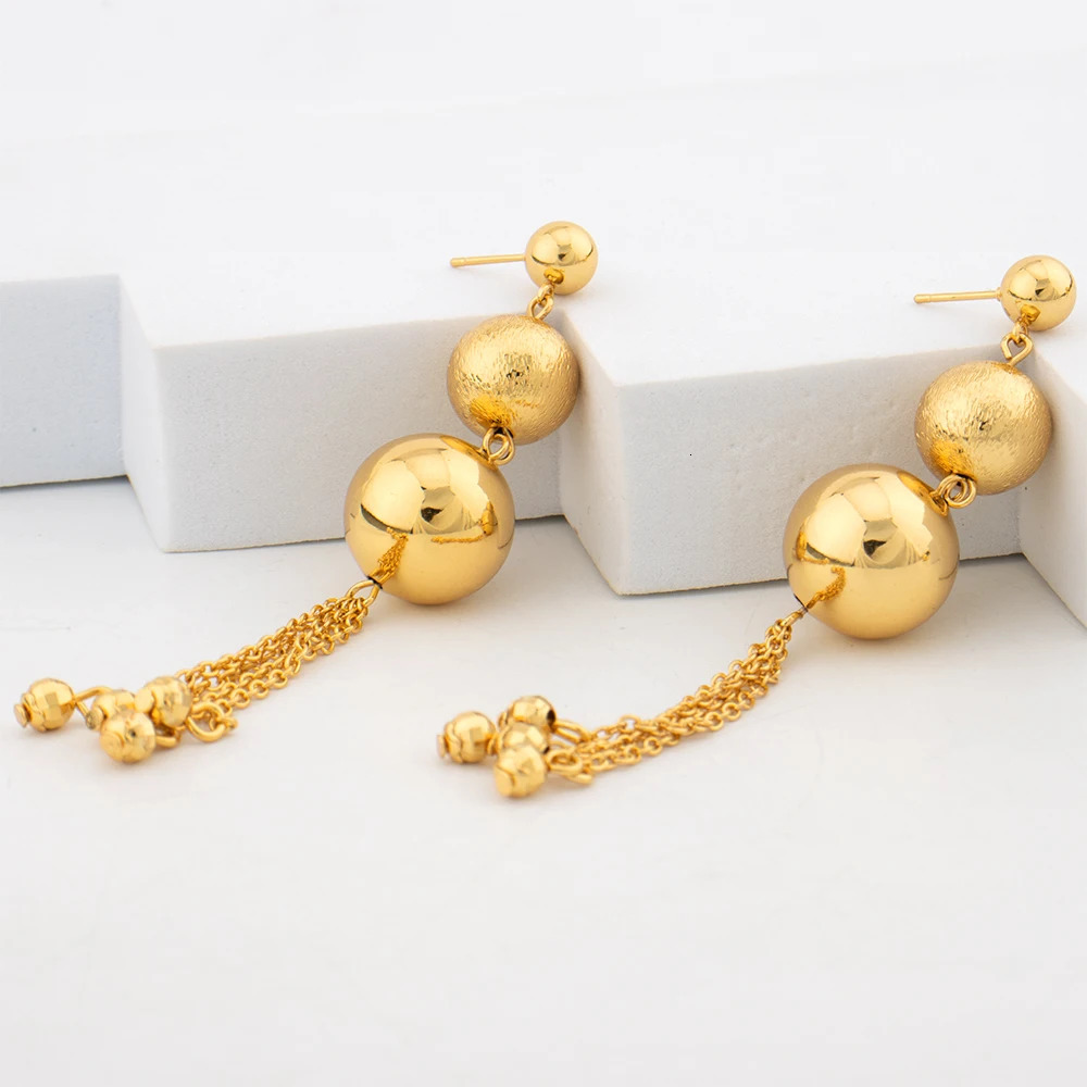 Fashionable womens necklace bracelet earring ring Dubai jewelry set African elegant jewelry set wedding party gift 241106