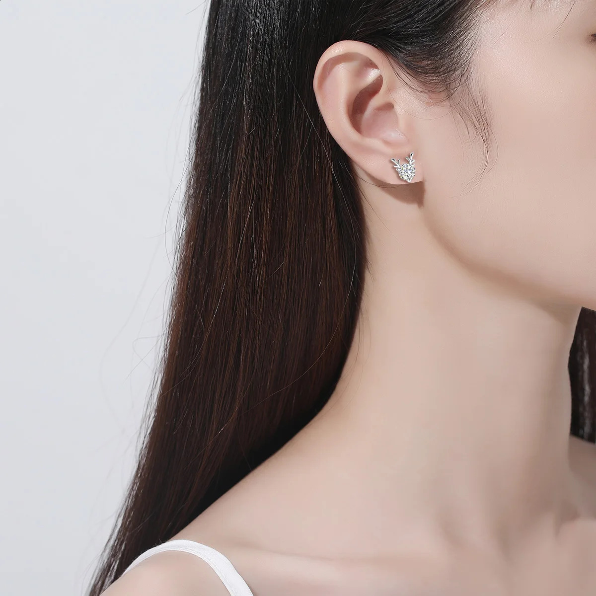 Cute Christmas earrings Elk Diamond Earrings Stud Woman Pure Silver 925 1 Carat 65mm Total 2 Certified Jewelry 241105