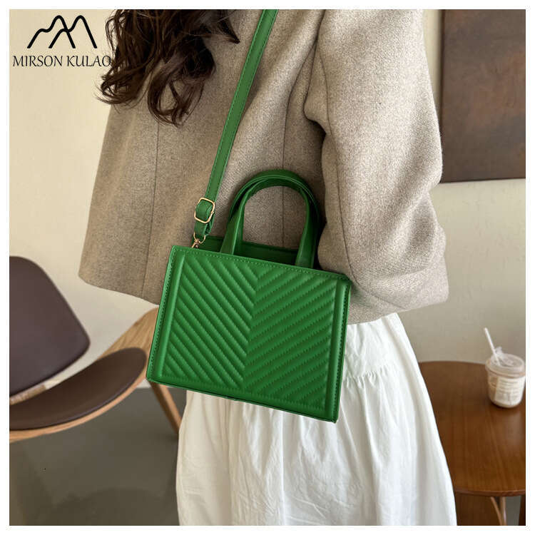 Simple Women 2024 Fall New Single Shoulder Casual Simple Fashion Underarm Bag
