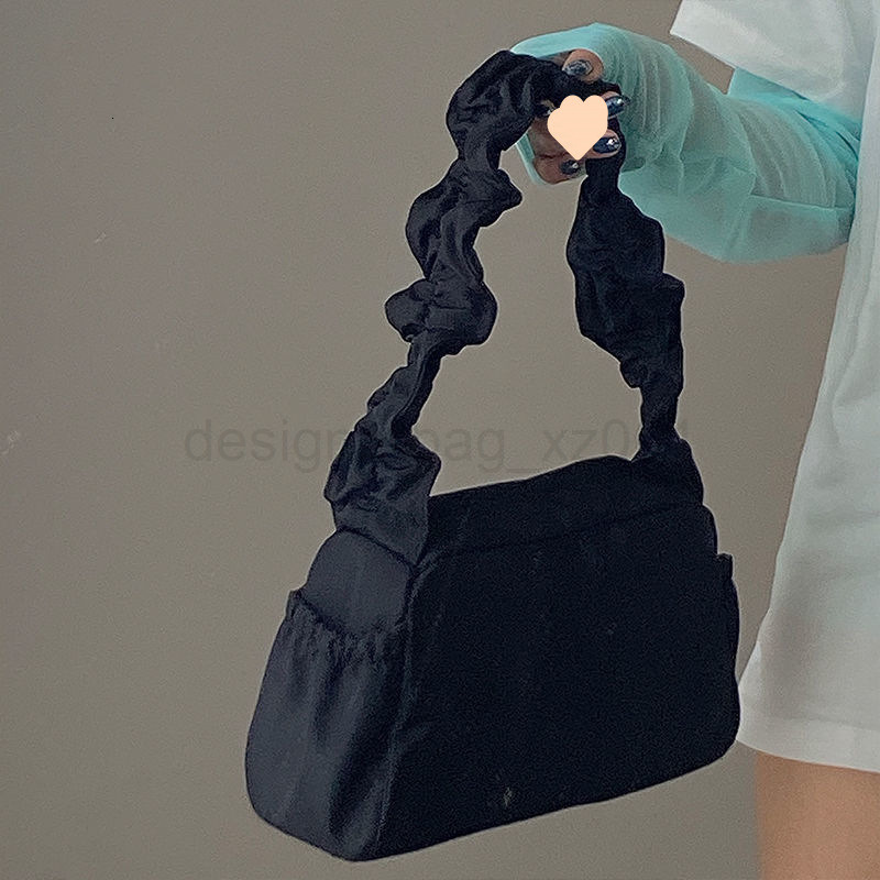 Bag Classic Designer Fashion 10a Top Nikiduncks Woman Handbagevening Bags Simple Nylon Design Handbag for Women 2024 Cute Single Should
