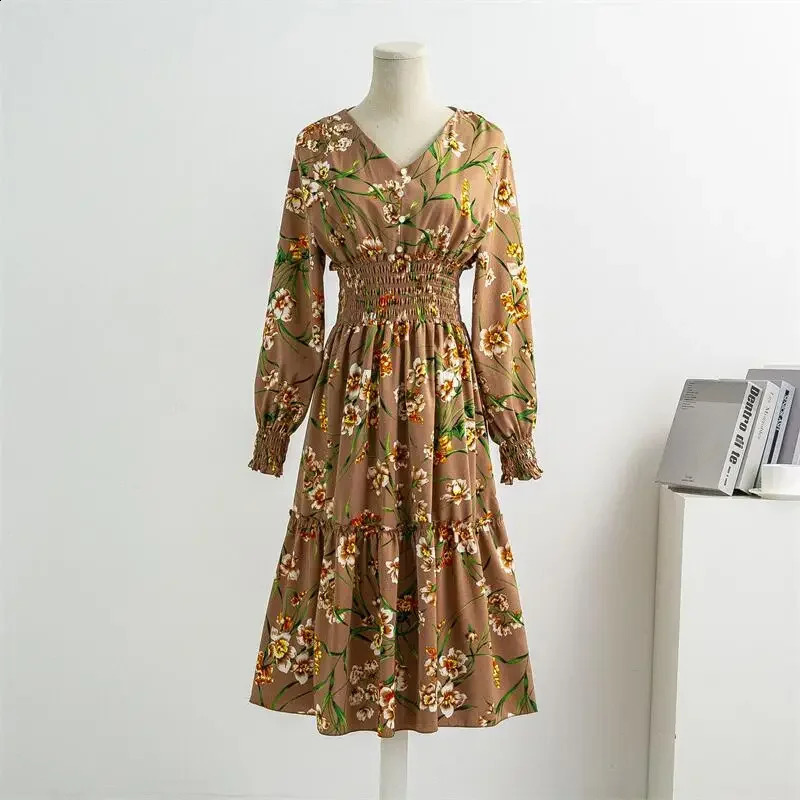 Spring Chiffon Dress Women Casual Dresse Vestidos Female Printed Floral Long Sleeve Vneck Aline Midi Dresses Plus Size M3XL 240329