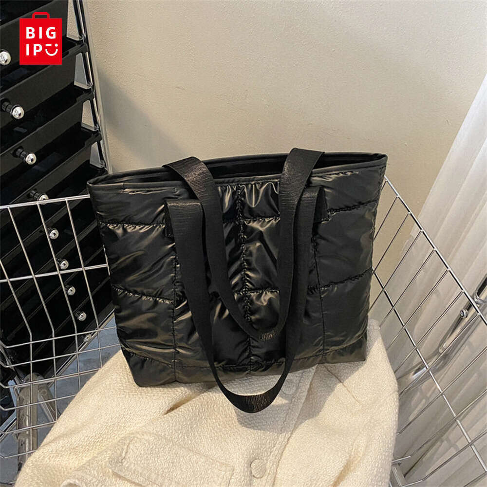 Designer Bag Fashion Ladies Tote Handbags Large Capacity Cotton Padded Shopping Bag Rhombus Portable Handbag Quilted Shoulder Bag For Leisure
