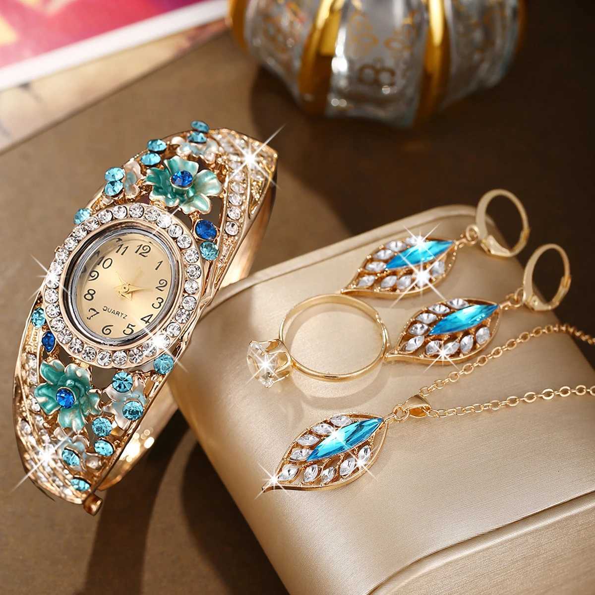 5 New Trendy Palace Style 3D Flower Inlaid Diamond Fashion Versatile Bracelet Watches X241106