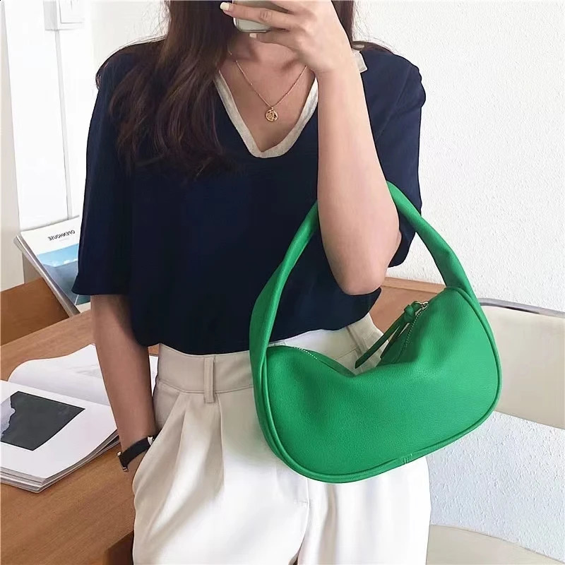 Solid color simple fashion soft leather handbag all-around bag submission date daily armpit bag small garbage bag 241105