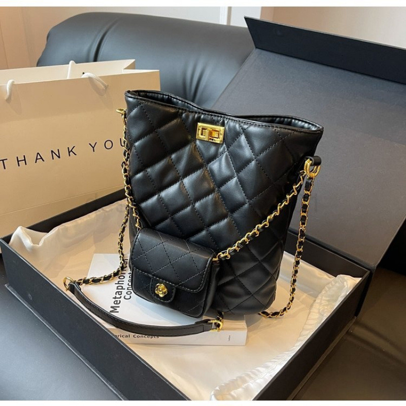 Fashion Classic Bag Designer 10a Top Nikiduncks Woman Handbagevening Bags Autumn and Winter for Women 2024 New Fashionable Commuting Bu