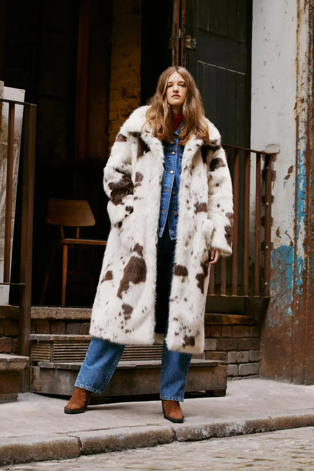 Faux Fur Coat Cow Pattern Thickened Comfortable Lapel MidLength Womens Fox 241104