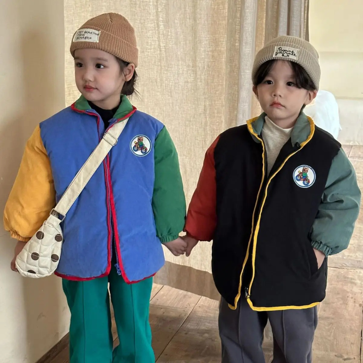 Autumn and winter vintage childrens cartoon bear down jacket thick cotton pad for young children and girls top fashionable boy baby splicing park 2411