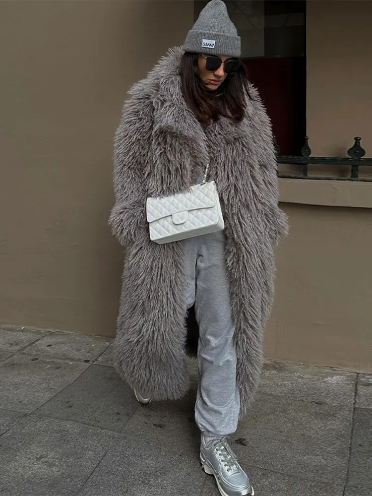 Women Fashion Warm Faux Fur Fluffy Overcoat Elegant Thicken Full Sleeve Long Coat Autumn Winter Female Commuting Streetwear 241104