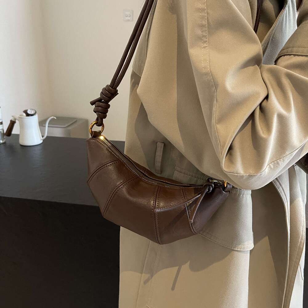 Designer Bag Summer Delicate Texture Small Bag Woman 2024 New Popular Silver Patchwork Dumpling Bag Messenger Croissant