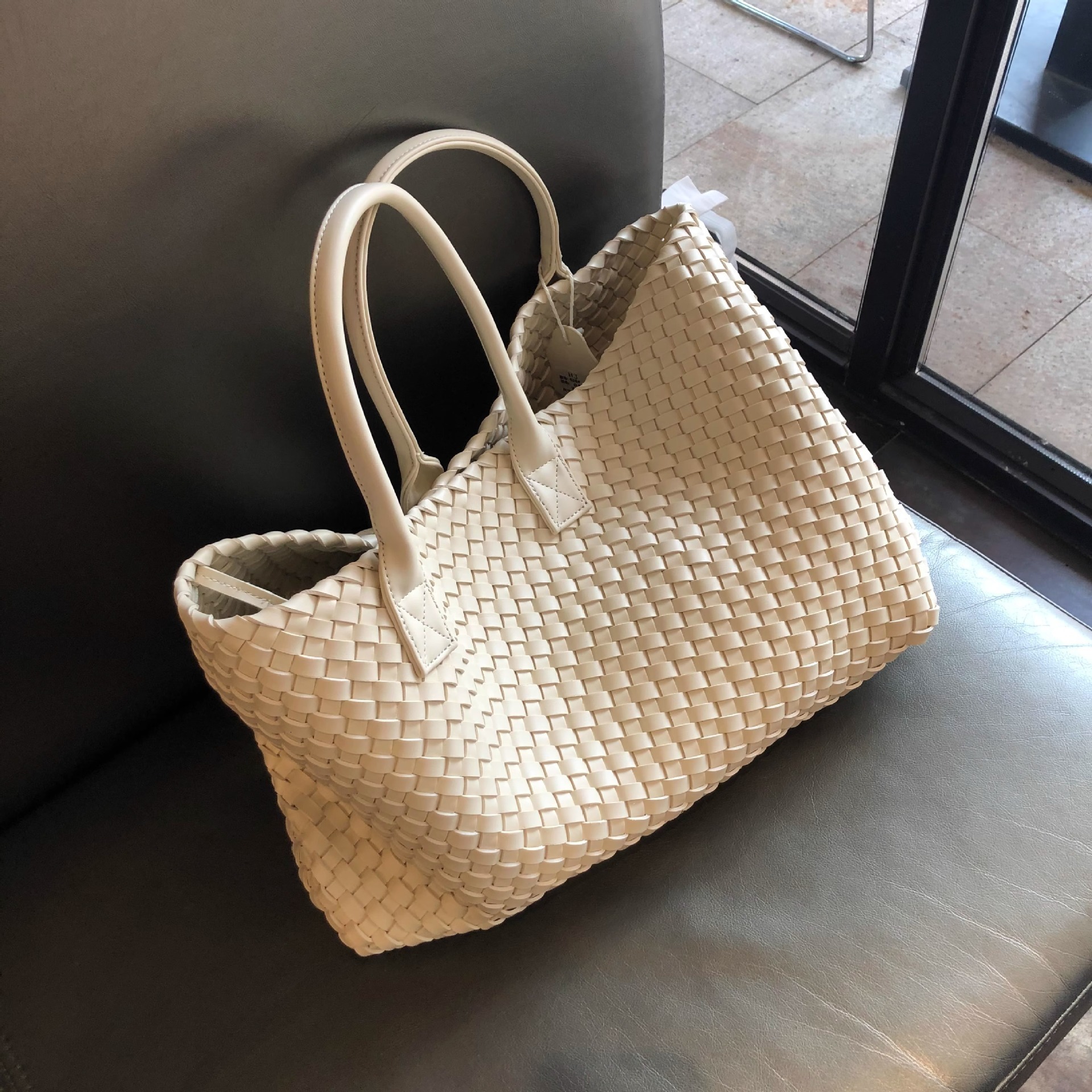 PU New Handmade Knitted Handbag For Women, Fashionable High-End Handbag, Celebrity Style Trendy Shoulder Bag, Street Tote Bag