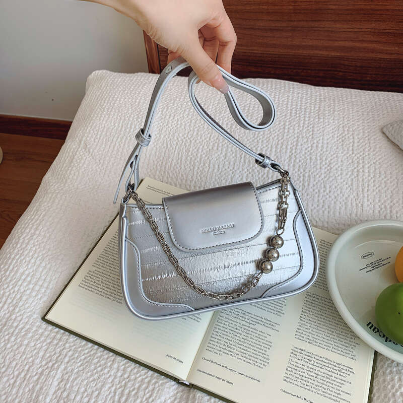 Designer Bag This Year's Popular Bags, 2024 Summer New Single-Shoulder Underarm Bag, Simple Commuter Crossbody Bag Small Square
