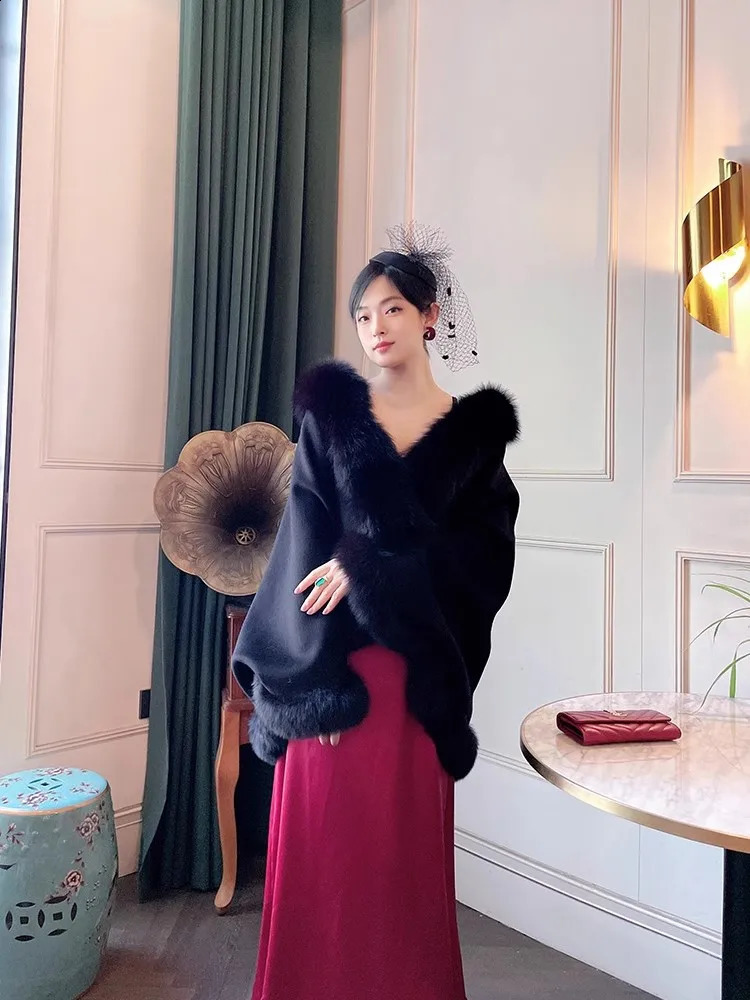 Lady Custom Cashmere Wool Shawl Cape Poncho With Real Fox Fur Collar Winter Handmade Wholesale 100% Women 241105