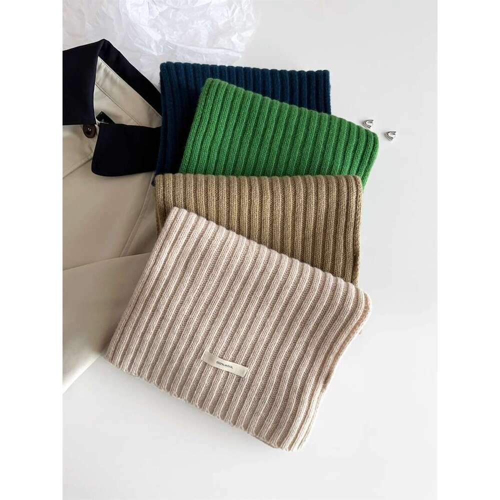 100% wool women in autumn and winter, thickened Korean version, versatile for couples, knitted warm, solid color fabric, labeled yarn scarf