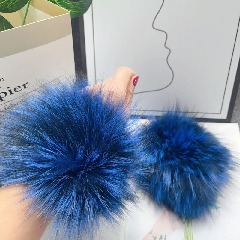 Natural fur cuffs keep warm in winter womens fur wrist cuffs keep fur sleeves warm plush elastic fur bracelets sleeves 241106