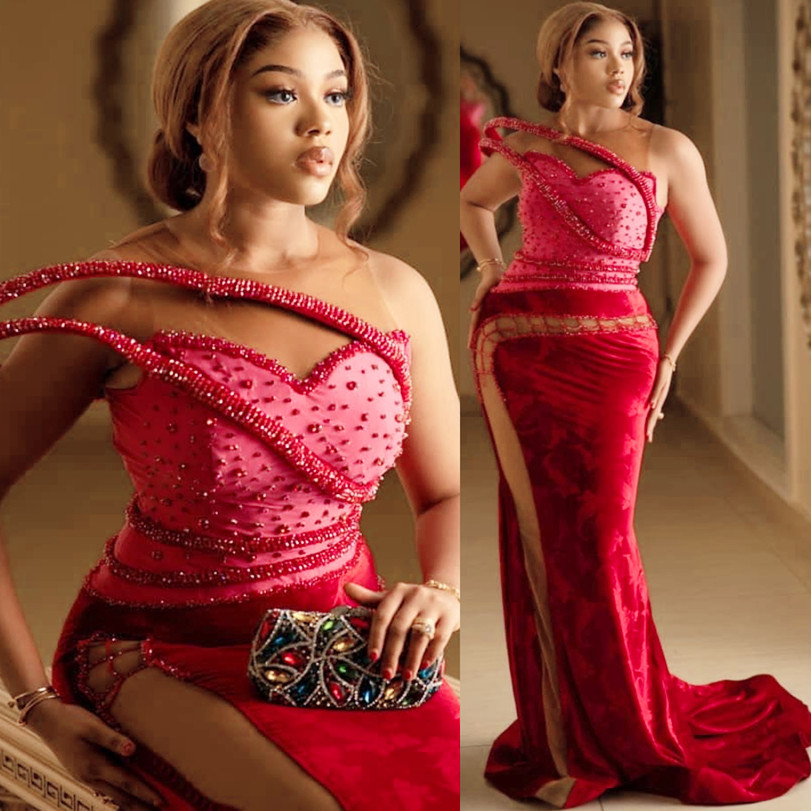 2024 Plus Size Red Illusion Mermaid Prom Dresses For Special Occasions Velvet Beaded Stylish Evening Party Birthday Gowns Dress For Women Vestidos de 