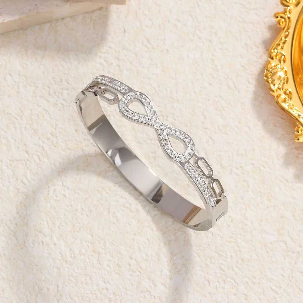 New 8-character infinite symbol zircon waterproof gold-plated stainless steel bracelet wedding party jewelry couple gifts X241106