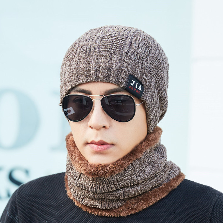 High quality design, men and women Winter Snow Knitted Outdoor Windproof and Warm with Neck Hat Two Piece Set