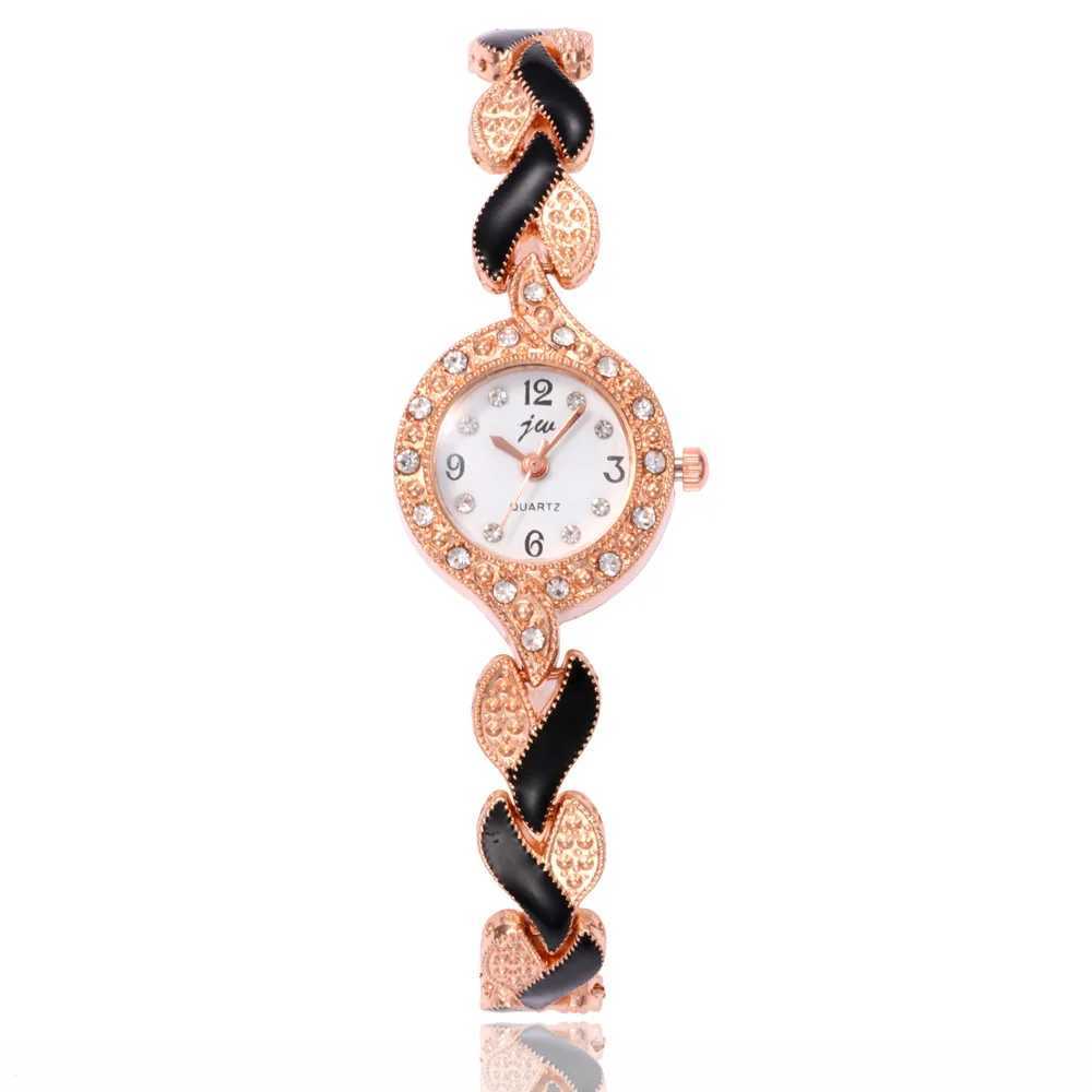 5-piece set of fashionable luxury watches simple ladies business quartz watches decorative necklaces earrings bracelets watches Relojes X241106