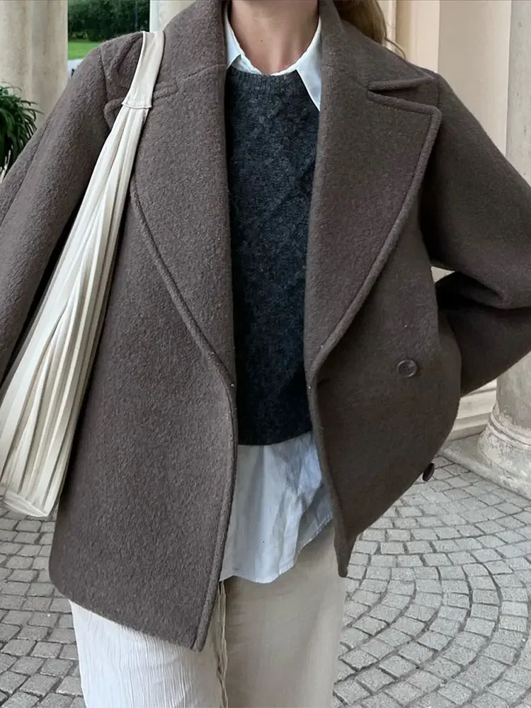 Women Autumn Winter Solid Double Breasted Wool Coat Lapel Long Sleeves Short Blazer Jacket Fashion Lady Warm Chic Outerwear 241106