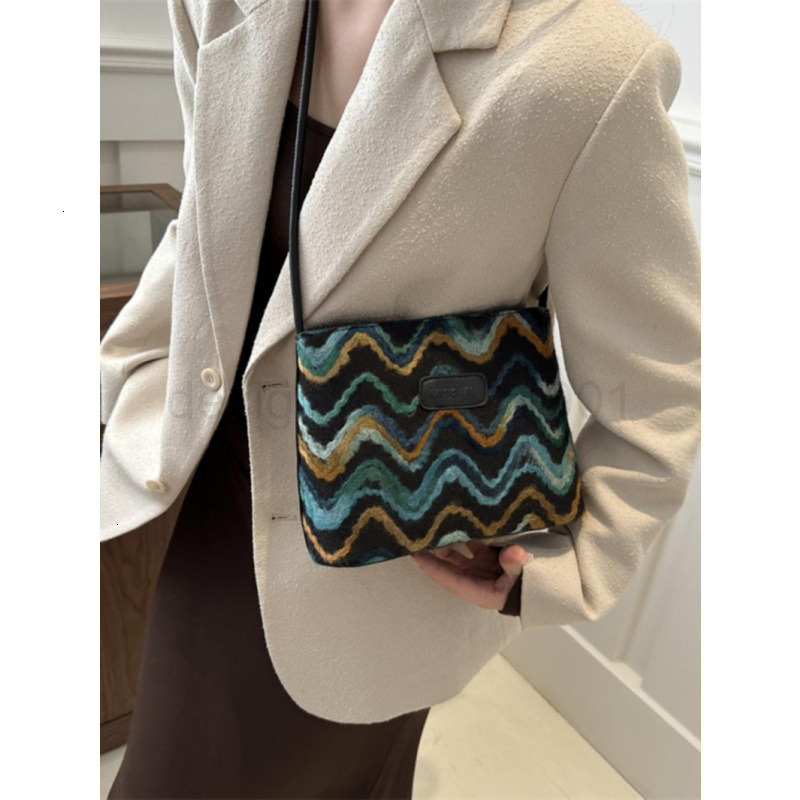 Classic Designer Bag Fashion 10a Top Nikiduncks Woman Handbagevening Bags This Years Popular 2024 New Trendy Summer Versatile Shoulder