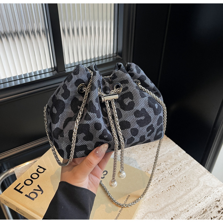 Bucket For Bags Handbags Women Metal Chain Shoulder Bag, Fashionable And Versatile Handbag With Cow Pattern Small Bag Designer