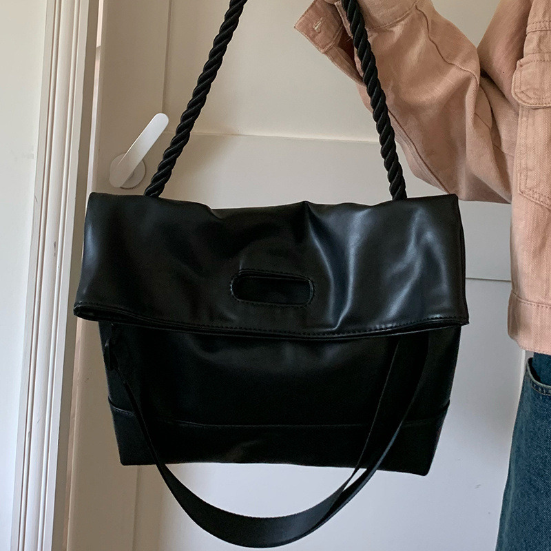 Fashion Classic Bag Designer 10a Top Nikiduncks Woman Handbagevening Bags Simple Soft Leather Commuting Tote with Design Crossbody 202