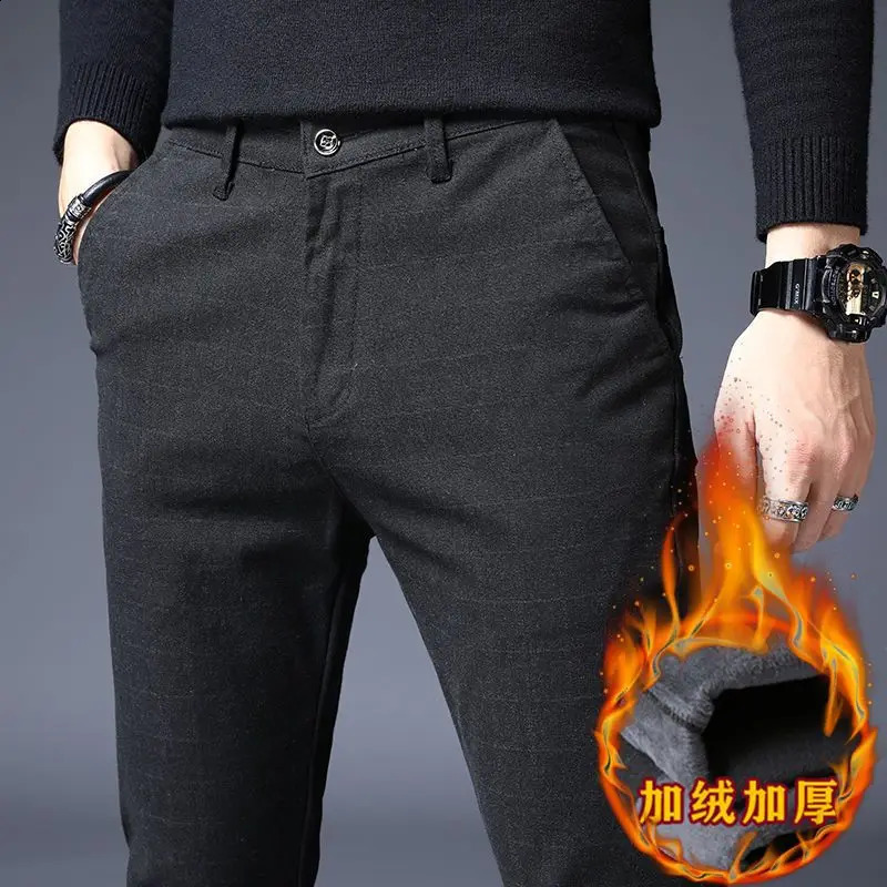 Thick and plush casual pants for men slim fit straight leg Korean style trendy versatile elastic checkered long 241104