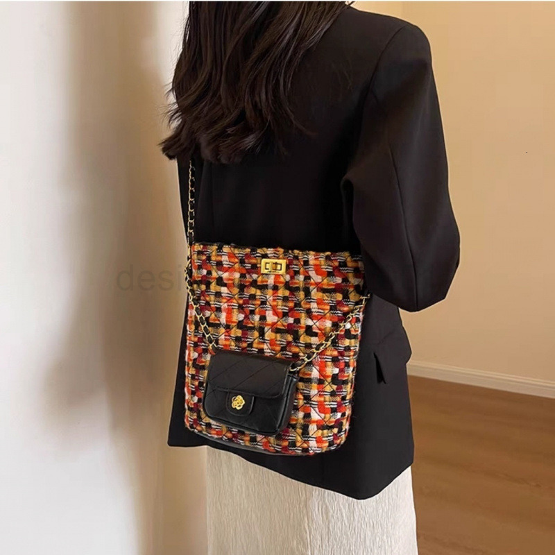 Fashion Classic Bag Designer 10a Top Nikiduncks Woman Handbagevening Bags Autumn and Winter for Women 2024 New Fashionable Commuting Bu