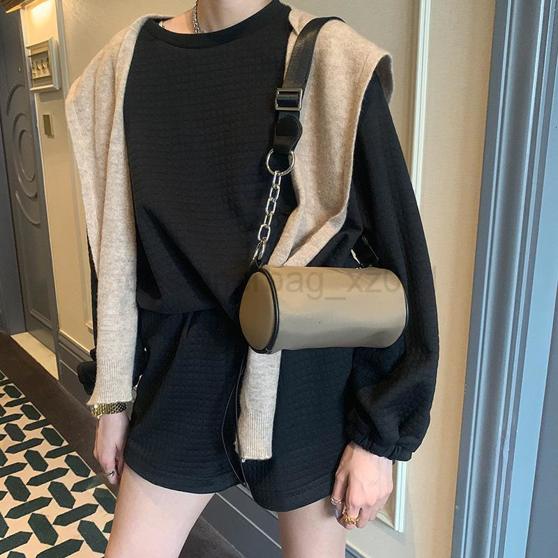 Fashion Classic Bag Designer 10a Top Nikiduncks Woman Handbagevening Bags 2024 New Korean Shoulder Casual Versatile Cylindrical Cross