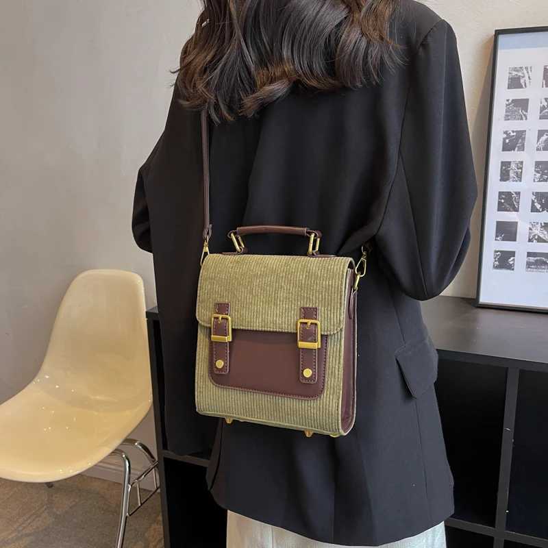 Vintage Small Corduroy Woman Backpacks New Female Fashion Backpack Travel Shoulder Bag Mochilas Crossbody Bags for Teenage Girls 241106
