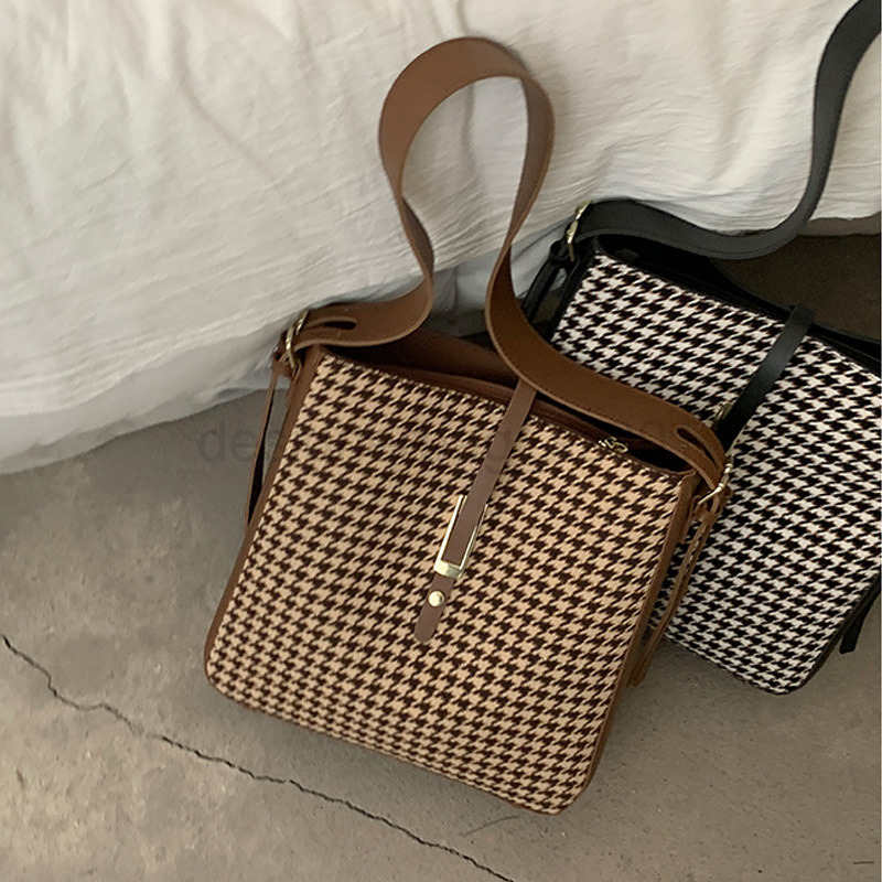 Fashion Classic Bag Designer 10a Top Nikiduncks Woman Handbagevening Bags Bucket for Women New Trendy and Fashionable Niche Versatile L
