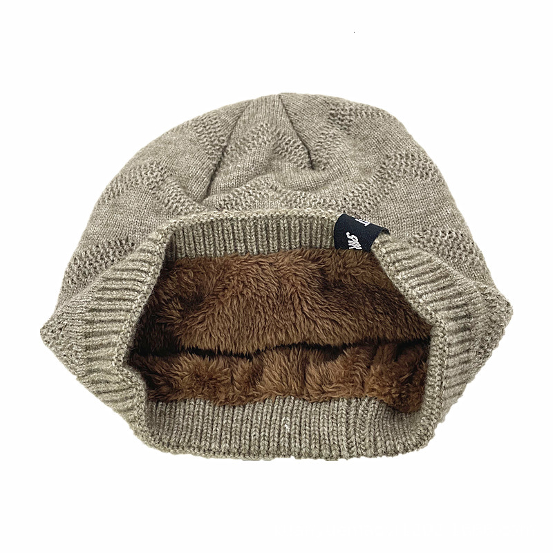 High quality design,New men's women's autumn winter sport fabric knitted large wavy yarn hats, cold resistant and warm hats
