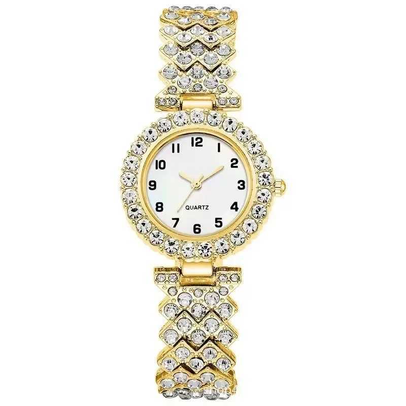 2024 2-piece luxury fashion watch set silver strap womens quartz watch alloy bracelet womens jewelry set watch gift X241106