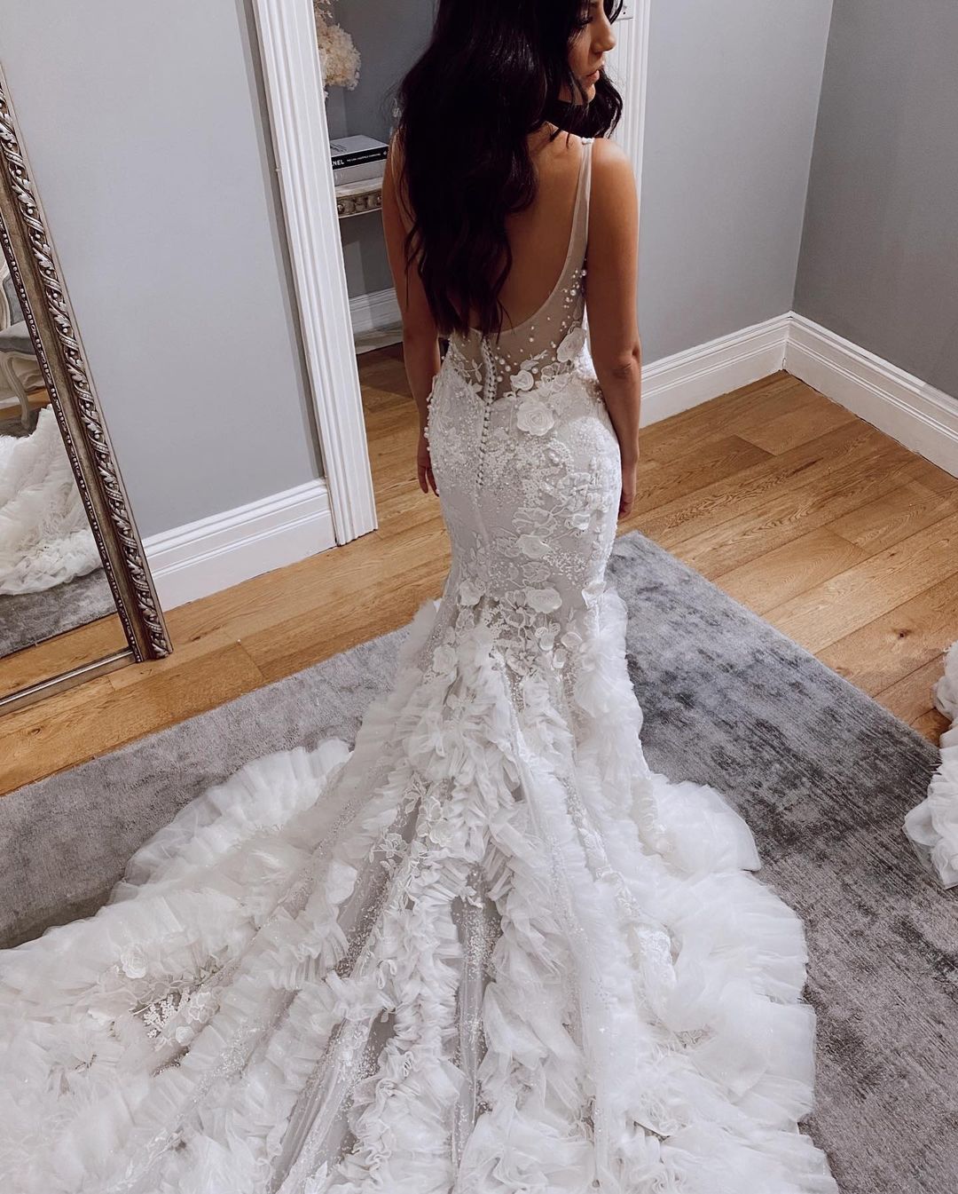 Arabic Mermaid Sexy Wedding Dresses Illusion Spaghetti Straps Lace Appliques Crystal Beads Pearls Open Back Ruffles Tiered Bridal Gowns Cathedral Trai