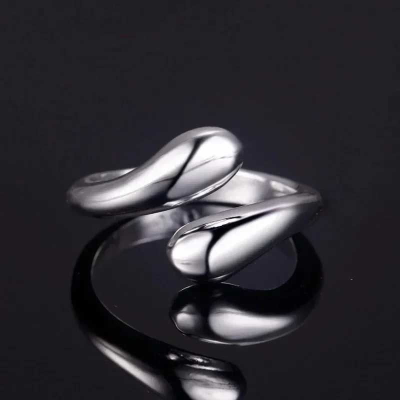 High quality 925 sterling silver water droplet earrings rings and bracelets set suitable for luxurious and elegant four piece jewelry set wedding gift