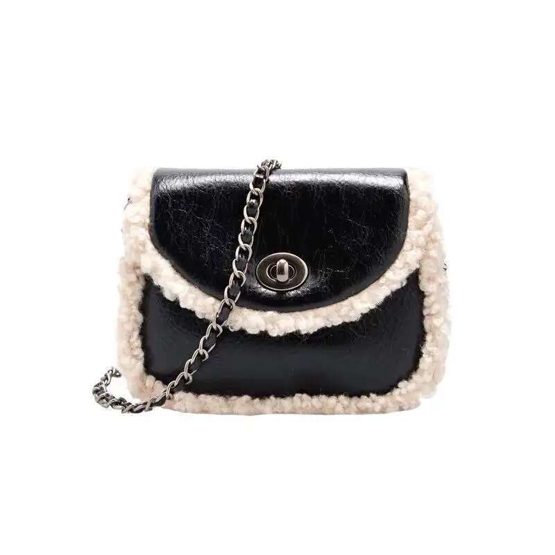 Designer Bag UR With The Same Spring New Lambswool Messenger Bag Ins Fashion Chain Mao Mao Bag Plush Saddle Bag Girl.High Volume Package